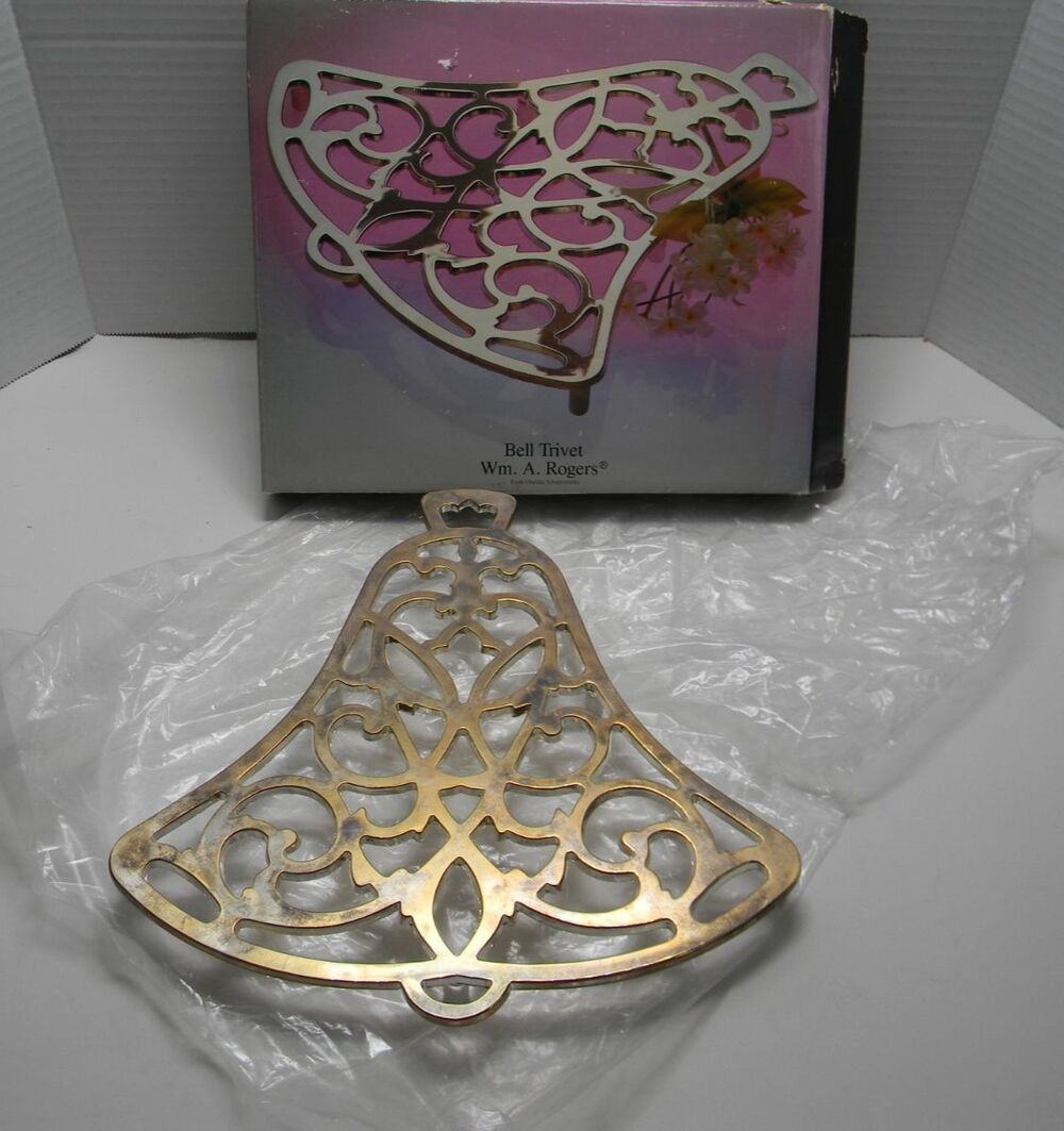 VTG Wm A Rogers Cast Metal Trivet Bell Shape Ornate Kitchen Oneida Made in USA